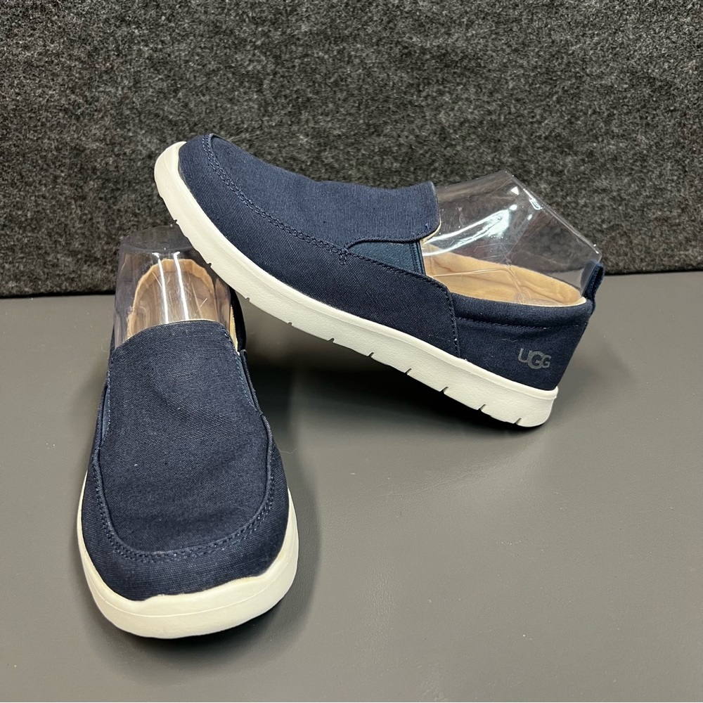 UGG Australia Wake Seal Colored Treadlite Kids Shoes 1006514K Size 5